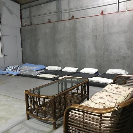 Museum Traveler'S Bnb Sanzhi Luaran gambar