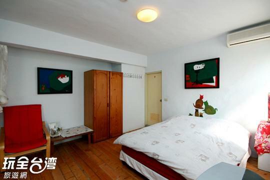 Museum Traveler'S Bnb Sanzhi Luaran gambar