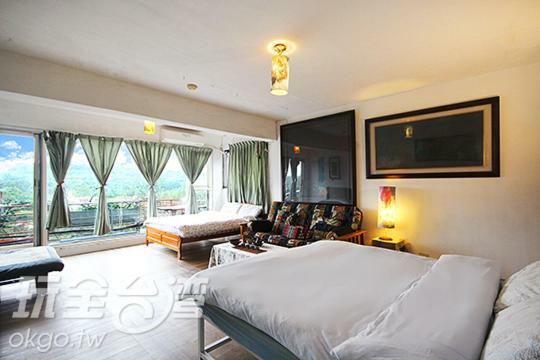 Museum Traveler'S Bnb Sanzhi Luaran gambar